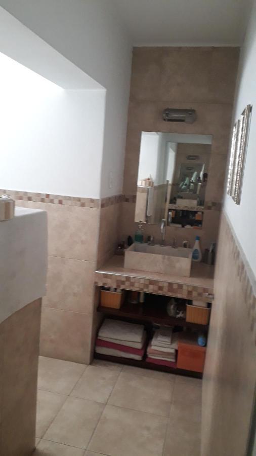 Casa Cerca Del Centro Bed&Breakfast Mendoza Luaran gambar